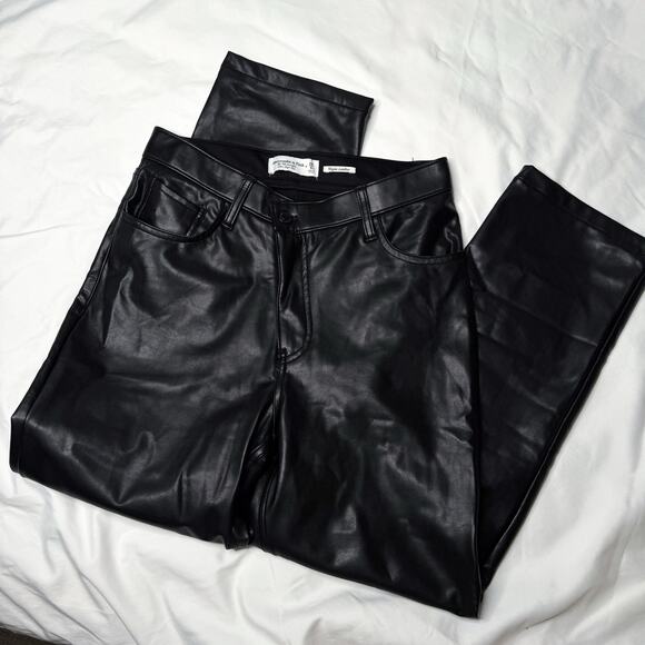 Abercrombie The 90s Straight Ultra High Rise Black Vegan Leather Pants - Picture 8 of 12